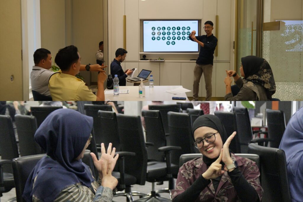 Pelatihan bahasa isyarat sebagai bagian dari building ESG capability dan inklusi.